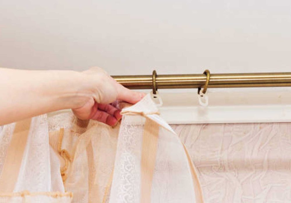 Types of Curtain Hooks